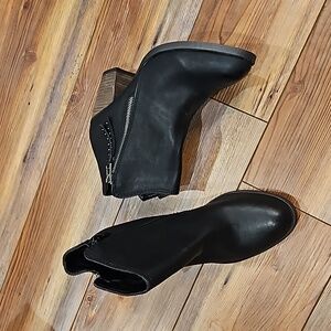 Madden Girl ankle boots